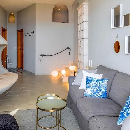 Hvar Sleeps 14 Pool Air Con Wifi 흐바르